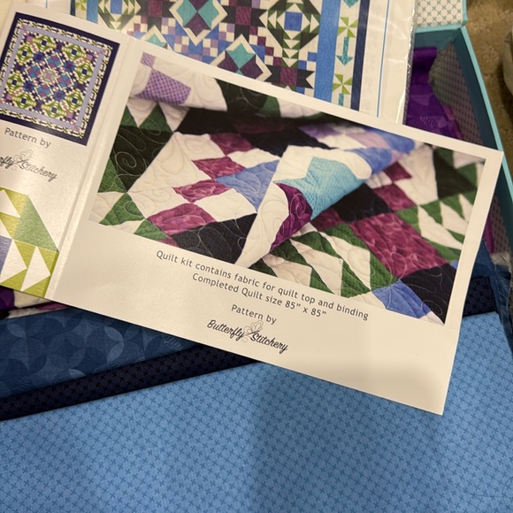 Riley Blake arrows around quilt cool butterfly stitchery - Picture 1 of 4